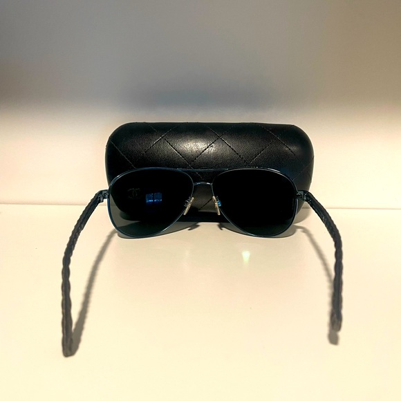 CHANEL Aviator Sunglasses blue gradient polarized with Chanel logo case - Picture 4 of 9